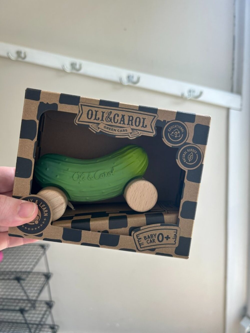 🥒🚗 Oli & Carol “Pickle Car” Baby Chew Toy – BNIB 🚗🥒